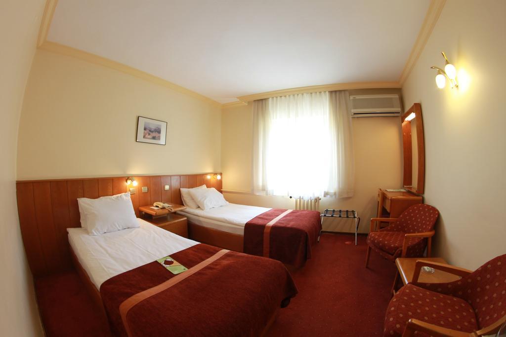 Segmen Hotel Анкара Экстерьер фото
